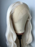Yeknu  Platinum Blonde Wig Natural Wavy Synthetic Hair Lace Front Wig Long Curly Colored White Blonde Lace Frontal Wigs for Women Party