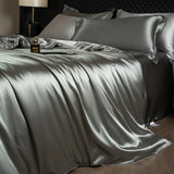 Yeknu  Luxury Mulberry Silk Duvet Cover Set High End Satin Solid Color Quilt Cover and Pillowcases Soft Silky King Size Comforter Cover