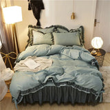Yeknu  Comfotable Princess Bedding Sets Luxury Bed Skirt Sheet Pillowcase Cute Girl Duvet Cover 4 Pcs Bedding Set Bedroom Decoration