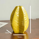 Yeknu  Nordic Ins Yangtao European Ceramic Vase Simulation Flower Creative Art Flower Inserter Home Decoration Decoration Decoration