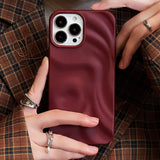 Yeknu  Ins Winter Wine Red 3D Pleats Wrinkle Phone Case for iPhone 12 13 14 15 16 Pro Max Soft Matte Cases for iPhone 11 Back Cover