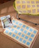 Yeknu  Cute Plaid Soft Tufted Carpet Ant-slip Rug Floor Mats Bathroom Absorbent Bathroom floor mat plush carpet toilet non-slip