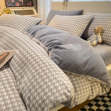 Yeknu  Towel Embroidery Washed Cotton Bedding Sets Ultra Soft Skin-Friendly Cotton Bed Sheet Set Cartoon Bedclothes for King Queen Size