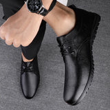 Yeknu  Summer New Business Soft Soled Shoes for Men Pointed Punching Breathable Casual Shoes Comfortable Wedding Shoes