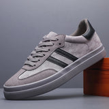 Yeknu  New Vulcanize Shoes Men Breathable Leisure Shoes For Men Lightweight Flat Casual Canvas Sneaker Men zapatos