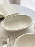 Yeknu  Anmuli Nordic mat Handmade Irregular Pure White Cerc Oval Deep Di Plate Dining Plate Deep Di Porcelain Plate