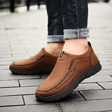 Yeknu  Men Casual Shoes Breathable Loafers Sneakers Fashion Comfortable Flat Handmade Retro Leisure Loafers Shoes Men Shoes