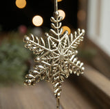 Yeknu  Retro Christmas Wrought Iron Candlestick Star Elk Christmas Tree Candle Holder Merry Christmas New Year Table Ornaments