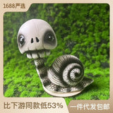 Yeknu Halloween Snail Skull Statue, Resin Horror Skelet Sculpture, Gothic Outdoor Garden Decoration, Figurine Crafts Desktop Ornament