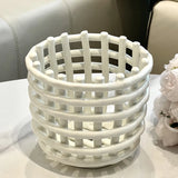 Yeknu  Makeup brush storage cartridge, desktop dresser, comb, eyeshadow brush, eyebrow pencil bucket box.