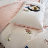 Yeknu  3 Piece Sheet Set Floaers embroidery duvet cover Set ， comfortable Bedding Set Bedspread for All Season