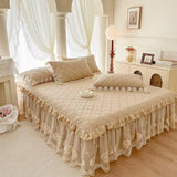 Yeknu  Shabby Chic Pink Lace Floral Bedskirt Quilted Princess Ruffle Girls Bedskirt Set with Pillowcases for Queen King size Bed
