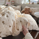 Yeknu  new aerobic three-layer yarn printing four-piece set skin-friendly and soft four-piece set of bedding in student dormitory