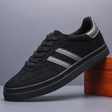 Yeknu  New Vulcanize Shoes Men Breathable Leisure Shoes For Men Lightweight Flat Casual Canvas Sneaker Men zapatos