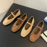 Yeknu  Spring Fashion Round Toe Flat Heels Woman Sandals Buckle Strap Comfortable Female Shoes