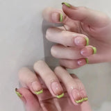 Yeknu  24pcs Short False Nail Gradient Color With Glitter Sequins Design Fake Nails Patch Full Cover Artificial Acrylic Nail Tips