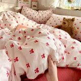 Yeknu  new aerobic three-layer yarn printing four-piece set skin-friendly and soft four-piece set of bedding in student dormitory