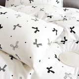 Yeknu  3 Piece Sheet Set  bowknot embroidery duvet cover Set ， comfortable Bedding Set Bedspread for All Season