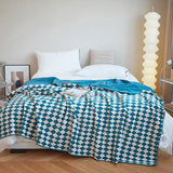 Yeknu  Retro Checkerboard Plaid Throw Blankets Double Layer Soft Plush Warm Shawl  Sofa Cover Fuzzy  Blanket  Fluffy Bedspread