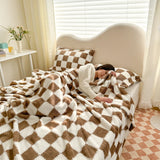 Yeknu New Panda Plush Autumn Winter Warm Blanket  Four-season Thermal Sofa Blanket for Throw Soft Comfortable Napping Blanket Knee Leg