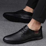 Yeknu  Summer New Business Soft Soled Shoes for Men Pointed Punching Breathable Casual Shoes Comfortable Wedding Shoes