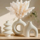 Yeknu  Modern white/black ceramic flower vase in Nordic style, Bohemian home decoration, wedding decoration accessory, desktop art deco