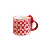Yeknu 1Pc Bow Handle Heart Ceramic Mug, Creative Bow Handle Design Checkerboard Pattern Mug Coffee Cup, Suitable for Home Decoration, Daily Drinking Water, Breakfast Milk, Afternoon Tea Coffee, Coffee Shop Latte Flower Cup, E