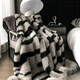 Yeknu New Faux Fox Fur Blanket for Winter Autumn Warm High Quality Plush Luxury Weighted Blankets for Bed High-end Sofa Blanket Throw