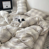 Yeknu  Fashion Pure Cotton Grid Pattern Bedding Sets Skin Friendly Comfortable Bed Sheet Set for Adults Dormitory Home Quilt Cover Kit