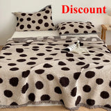 Yeknu  100% Cotton 4-Layer Gauze Fringe Blanket Spring Summer Soft Throw Blanket Multi-use Shawl Travel Blanket for Bed Sofa