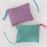 Yeknu  A women's plaid cosmetic bag, large capacity cotton, suitable for travel, make-up