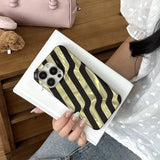 Yeknu  Simple retro texture is suitable for Apple 16Promax mobile phone case iPhone15 new 13 advanced sense 14 protective
