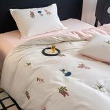 Yeknu  3 Piece Sheet Set Floaers embroidery duvet cover Set ， comfortable Bedding Set Bedspread for All Season