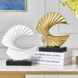 Yeknu Modern Sculpture Golden White Art Abstract Resin Statue Retro Home Decoration Accessories Living Room Office Desk Decoration