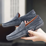 Yeknu Men Moccasin Loafers slip on Casual Genuine Leather Driving Shoes outdoor Boat Shoes cow suede leather Moccasins For Man