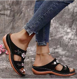 Yeknu Woman Slippers Flower Platform Colorful Ethnic Flat Shoes Woman Comfortable Casual Fashion Sandals Female Summer New Hot